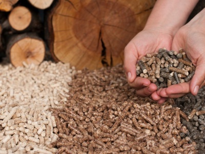 Pellet ma konkurencję. Właściciele domów odkryli tanią alternatywę