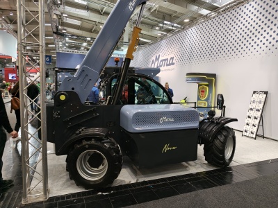 Wreszcie sensownie wyceniona elektryczna ładowarka teleskopowa. Ile kosztuje Mona Nova?