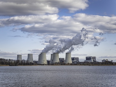 Elektrownia jądrowa czeka na pierwsze moduły, a czas goni