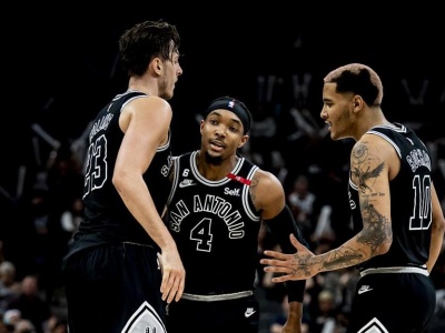 NBA. Przegrana Spurs z Cleveland Cavaliers. 10 punktów Sochana