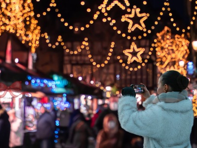 Najdroższy jarmark w Europie pęka w szwach. Jest piękny, ale czy wart zachodu?