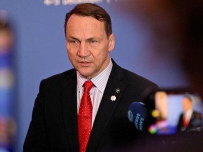 Musk wieszczy koniec UE. Sikorski odpowiada: Leć na Marsa. Tam nie ma cenzury nazistowskich salutów