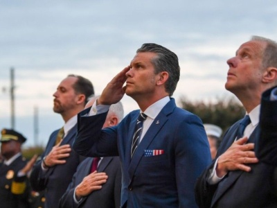 Poniedziałkowy  przegląd mediów; UE nie może już polegać na USA; Większość Polaków za obowiązkową służbą wojskową