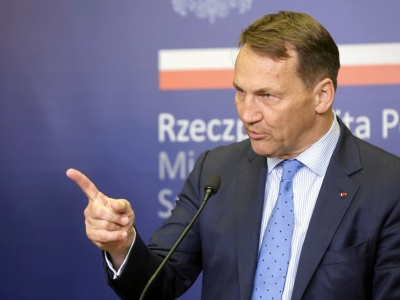 Prezydencki doradca o spotkaniu Nawrockiego z Sikorskim. 