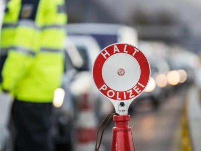 Niewiarygodny przypadek w Niemczech! Kobieta prowadziła samochód bez prawa jazdy przez 17 lat