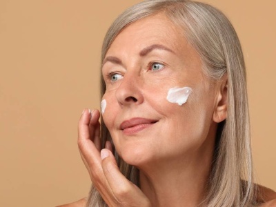 Żelazko zmarszczek w promocji! To sposób na kurze łapki koło oczu i lwią zmarszczkę!