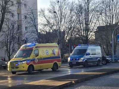 Zielona Góra. Potrącenie 84-latka na przejściu dla pieszych (ZDJĘCIE CZYTELNIKA)