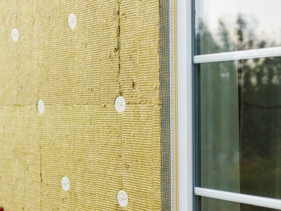 Warstwa zbrojona w systemach ociepleń - klucz do trwałej i odpornej elewacji