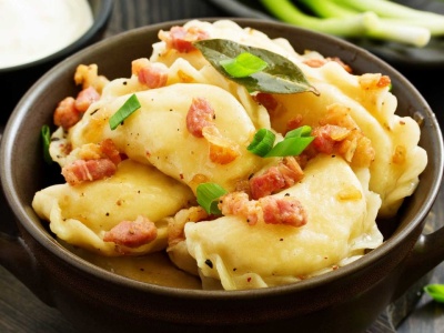 Pierogi z charakterem – wędzony twarożek w roli głównej