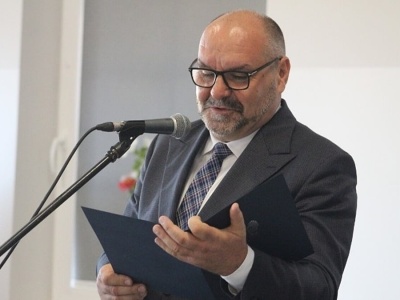 Gmina odmawia dowozu niepełnosprawnego Fabiana, ale daje wójtowi maksymalną pensję