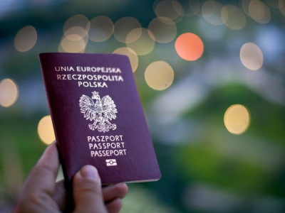 Co trzeba zabrać za granicę? Sprawdź, czy znasz zasady unijne i pozaunijne