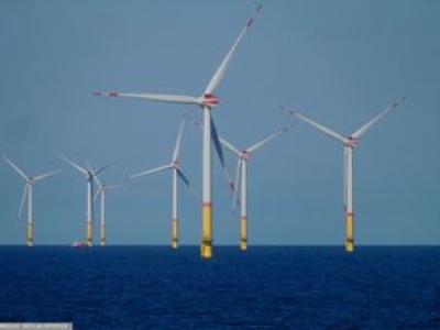 Nowa fabryka morskich wież wiatrowych w Polsce