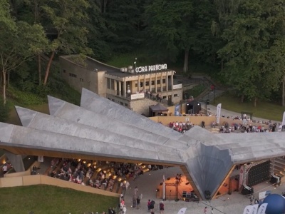 Nowe dokumenty w sprawie krynickiego amfiteatru. Były inspektor nadzoru twierdzi, że informował o nieprawidłowościach