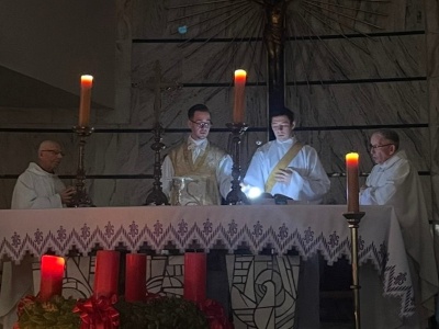 Katowice: roraty po łacinie „zmieniają klimat modlitwy, a nie jej istotę”