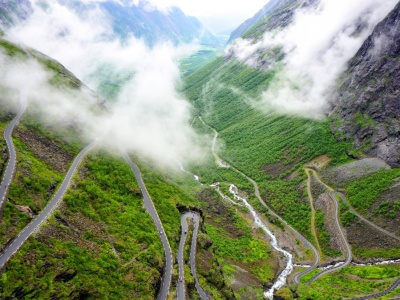 Trolle na trasie? Tak wygląda najbardziej spektakularna droga Europy