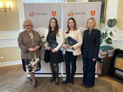 Dwie nauczycielki z gminy Andrychów z awansem na stopień nauczyciela mianowanego