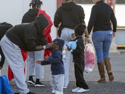 Spór o opiekę nad nieletnimi migrantami. Kto za nich odpowiada?