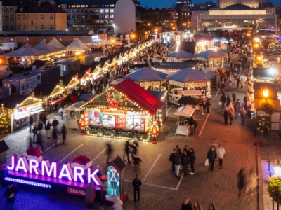 Czekolada z jarmarku za 25 zł hitem sieci. Nikt nie spodziewał się, co jest w środku