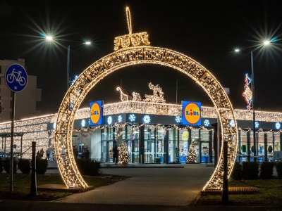 Takiego Lidla jeszcze nie było. Andziaks odpowiada za świąteczny efekt „wow”