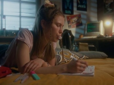 Uczniowie nie umieją już pisać bez telefonu. Polonistka: 