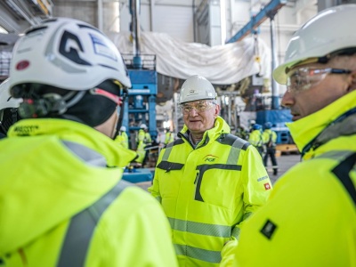 PGE bez prezesa, ale bliżej budowy nowych elektrowni gazowych