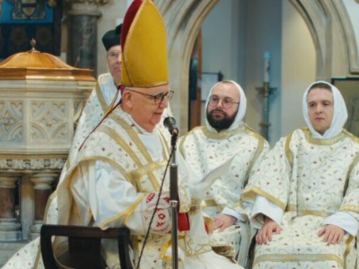 Bp Eleganti: w sprawie diakonatu kobiet Watykan gra na dwa fronty