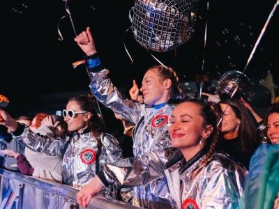 SnowFest 2026. Zima w rytmie muzyki i sportu ponownie zawładnie Szczyrkiem. Znamy listę artystów