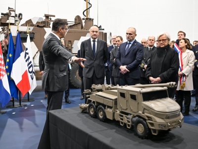 Chorwacja zamówiła haubice CAESAR 6×6 MkII i pojazdy opancerzone VBMR-L Serval