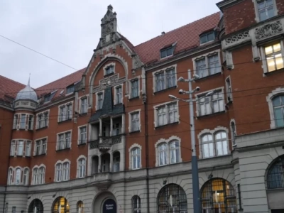 Muzeum Śląskie zabezpiecza byłą siedzibę przy Rynku. Nadal nie wiadomo, co będzie dalej z budynkiem