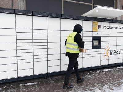 Jeśli się spóźnisz, paczka nie dotrze na święta. Kurierzy wskazują daty i zmieniają zasady dostaw