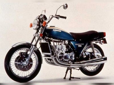 Kawasaki Square Four 750 – dwusuwowy „kwadrat”, który nie wyszedł poza fazę prototypu