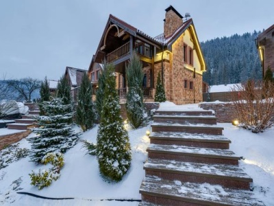 Święta w górach coraz droższe. Sprawdzamy ceny w Polsce, Czechach i Alpach