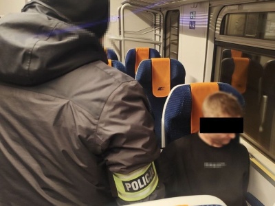 27-letni diler zatrzymany. Policjanci zaskoczyli go w pociągu
