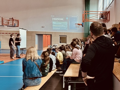 Młodzi4IT – młodzi uczą bezpieczeństwa sieci