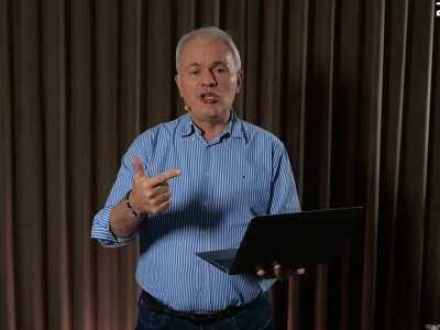 Dziennikarz Kanału Zero nie wytrzymał. Uderzył we własną redakcję