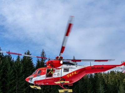 Przegląd skończony. Śmigłowiec TOPR-u wrócił nad Tatry