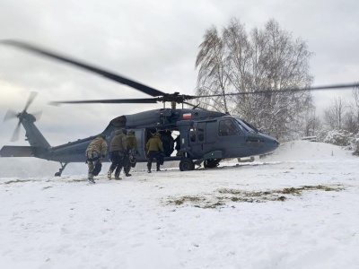 Black Hawk nad Soliną. Kontrterroryści działali w trudnych bieszczadzkich warunkach
