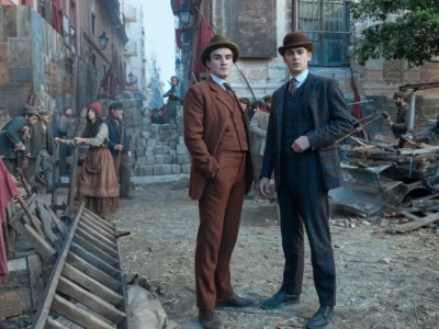 Guy Ritchie opowie też o młodym Holmesie. Pierwsze zdjęcia z „Young Sherlock”