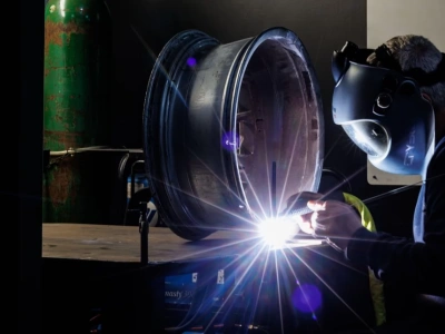 Najlepsze przyłbice do spawania   ranking i porównanie modeli