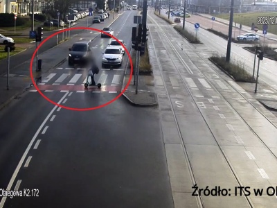 Olsztyn. 15-latek na hulajnodze wjechał pod koła volkswagena