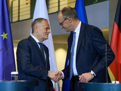 Tusk pochwalił się spotem. PiS błyskawicznie ruszyło z kontrą