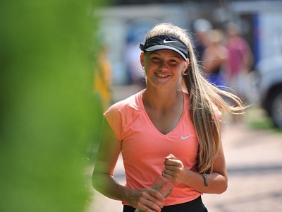 Tenis ziemny: Klimovicova z awansem do 1/8 finału.