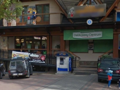 Znana sieć zamyka kilkaset sklepów. Pracę straci kilka tysięcy osób