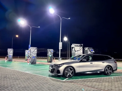 Darmowe ładowanie na ładowarkach GreenWay. Dowiedz się jak skorzystać z promocji