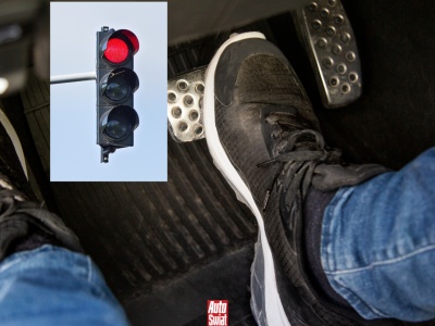 Robisz tak na czerwonym świetle? Ten błąd popełniają nawet doświadczeni kierowcy