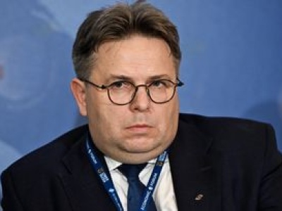 Wiceprzewodniczący PKP Cargo sprzedał wszystkie akcje. Potem je odkupił