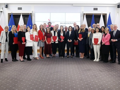 16 młodych liderek i liderów Polonii powołanych do nowej Rady Młodej Polonii