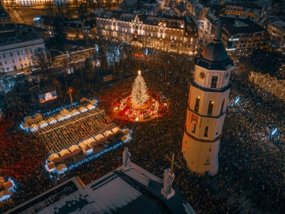 Jeśli nie lubisz świąt, to miasto będzie dla Ciebie koszmarem. Mają nawet świąteczną walutę