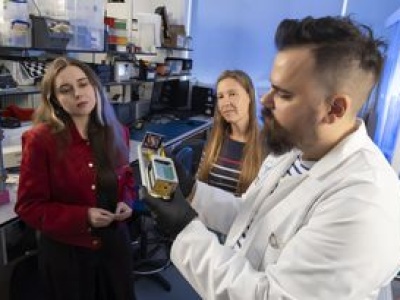 Bakterie na orbicie. Tworzą tkaninę ostrzegającą przed promieniowaniem