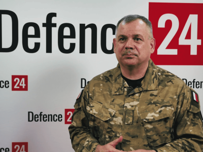 Generał Kukuła krytykuje przemysł zbrojeniowy